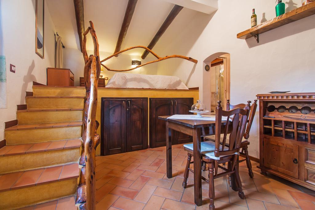 Casa Vacanze San Pantaleo Villa ภายนอก รูปภาพ