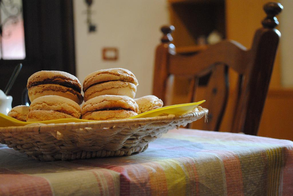 Casa Vacanze San Pantaleo Villa ภายนอก รูปภาพ